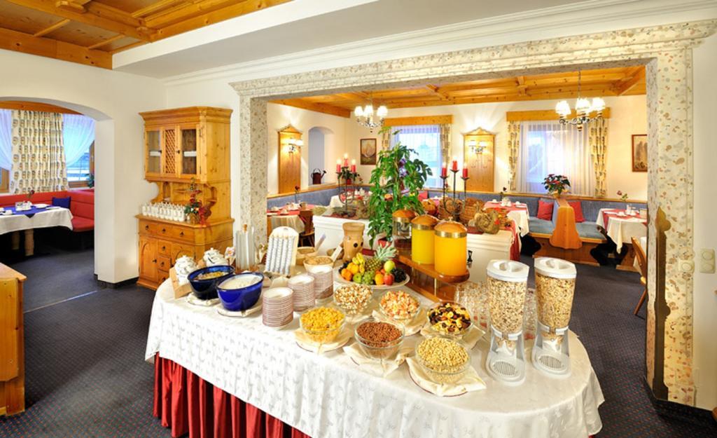 ראוריס Hotel Ferienwelt Kristall מראה חיצוני תמונה
