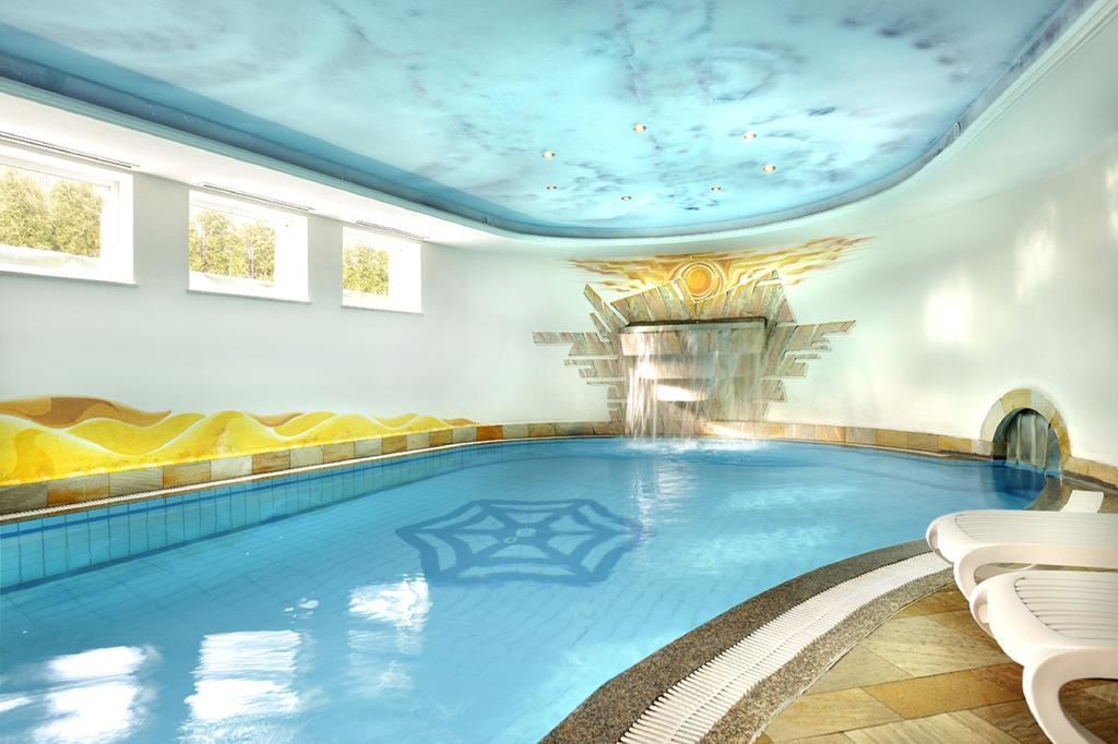 ראוריס Hotel Ferienwelt Kristall מראה חיצוני תמונה